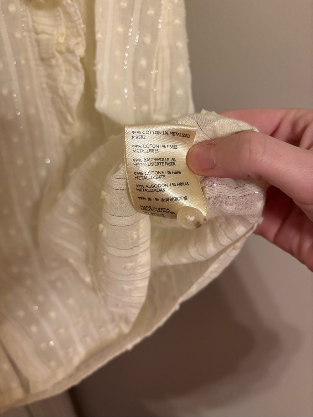 Pilcro Cream Textured Ruffle Button Tank Size L - Picture 3 of 3